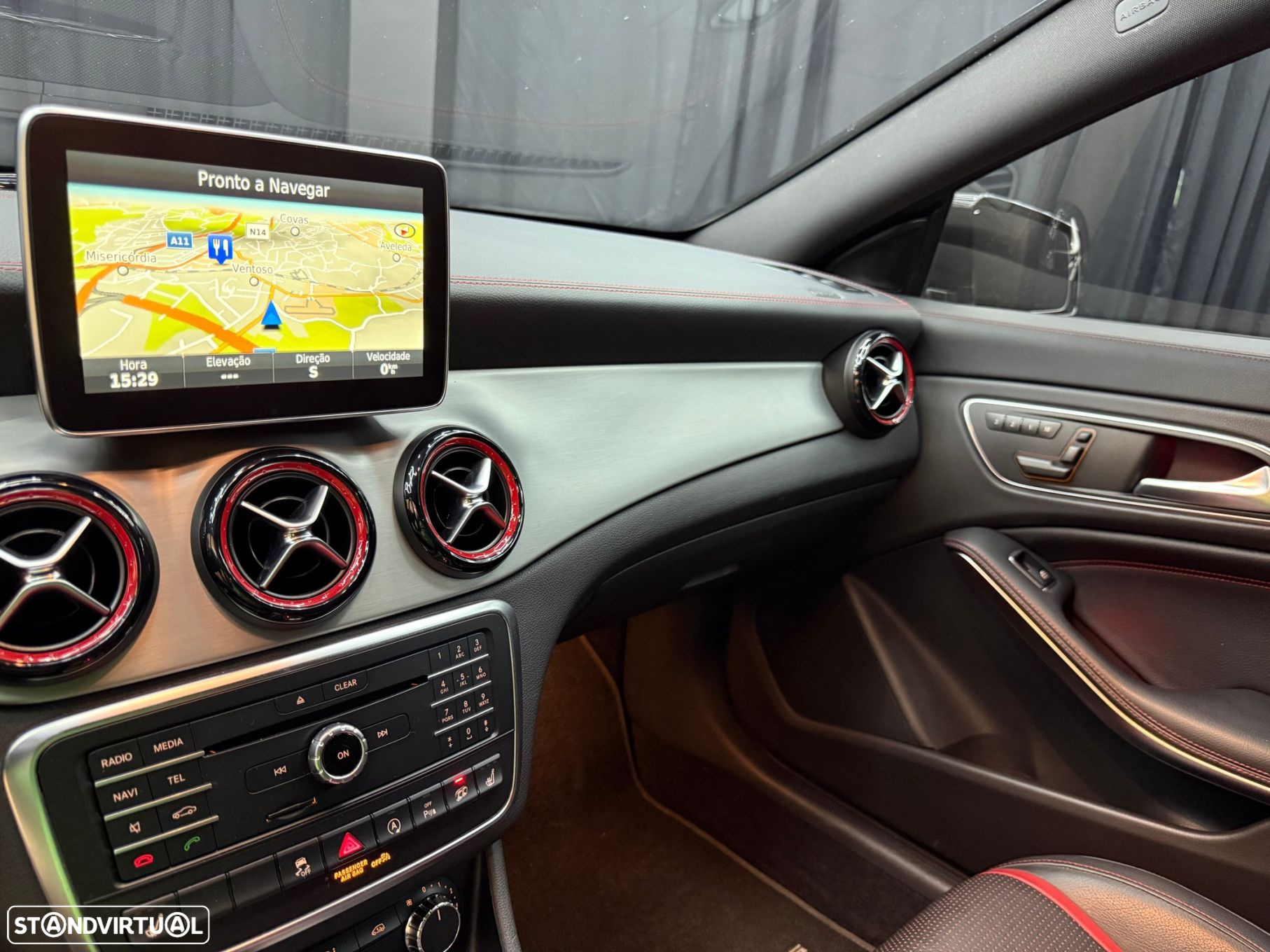 Mercedes-Benz CLA 45 AMG Shooting Brake 4-Matic - 26