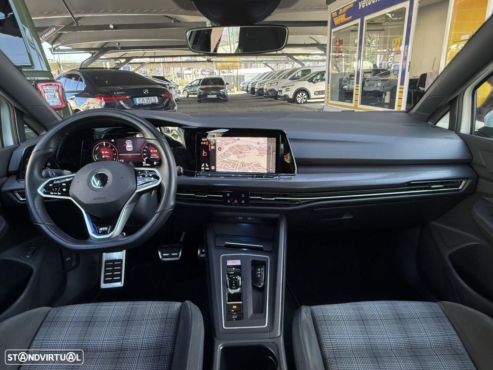 VW Golf 1.4 TSI GTE+ DSG - 36