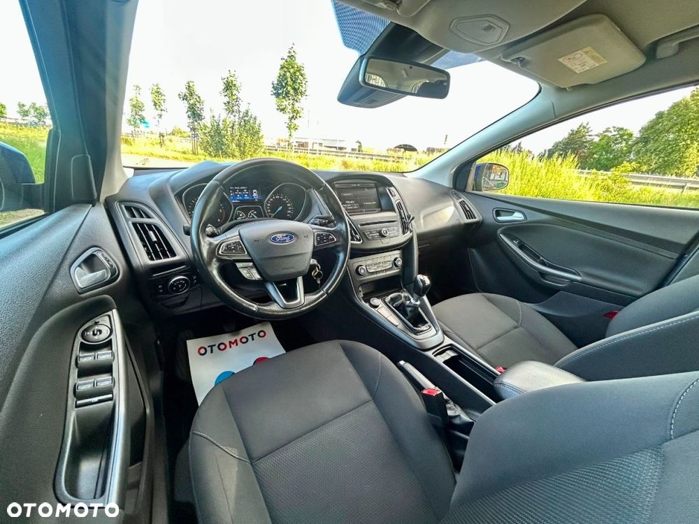 Ford Focus - 10