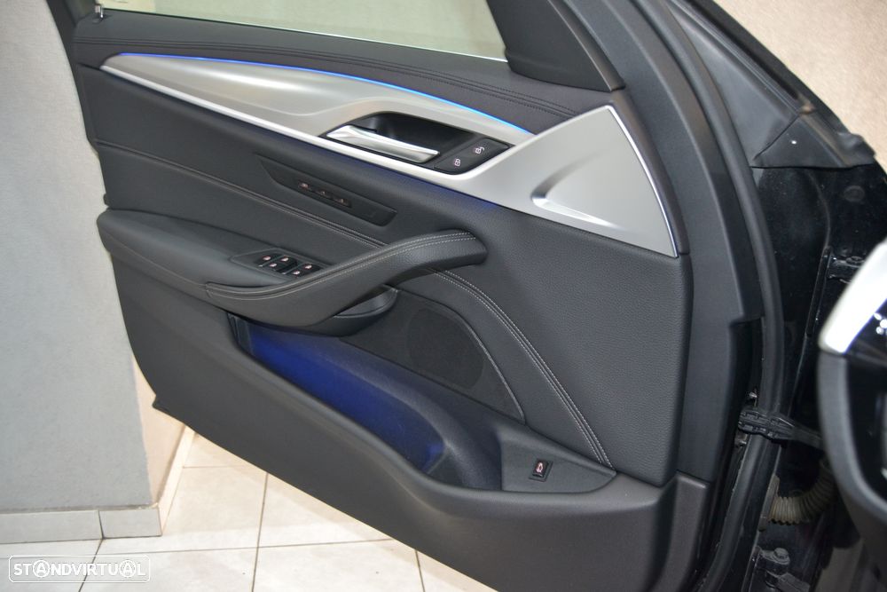 BMW 520 d xDrive Line Luxury Auto - 20