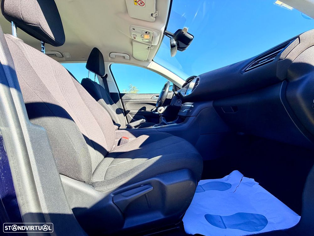 Peugeot 308 SW BlueHDi 120 Stop & Start Style - 24