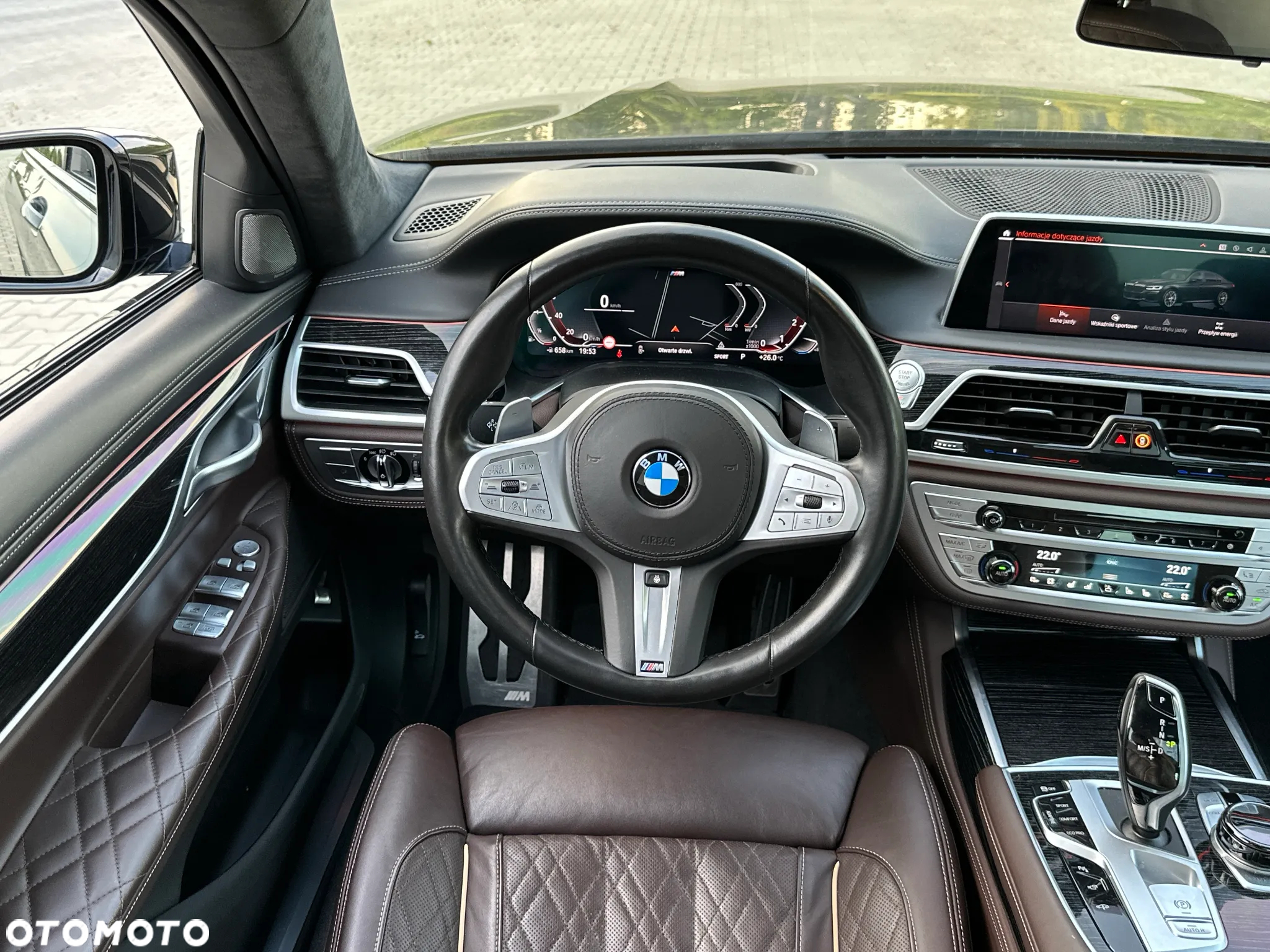 BMW Seria 7 750Li xDrive sport - 16