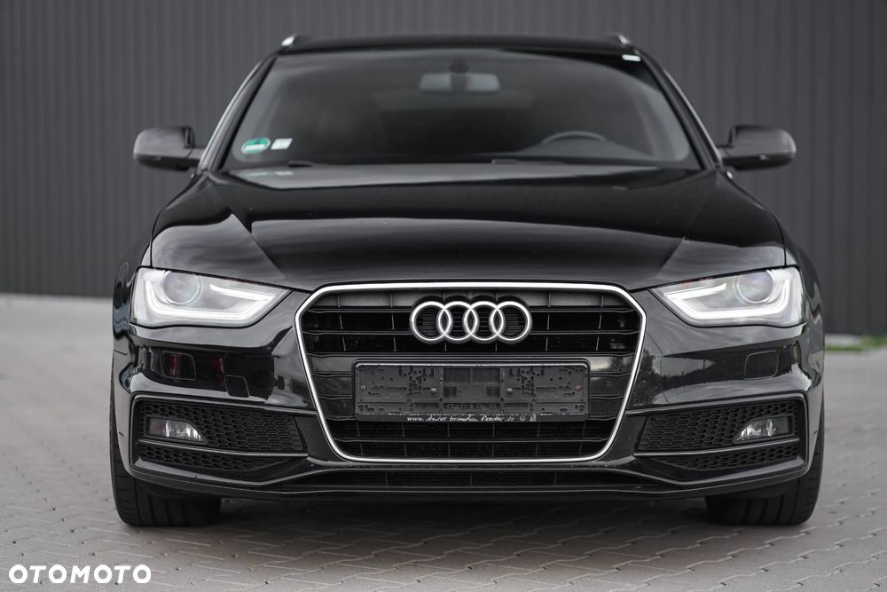 Audi A4 Avant 2.0 TDI DPF clean diesel S line Sportpaket - 3