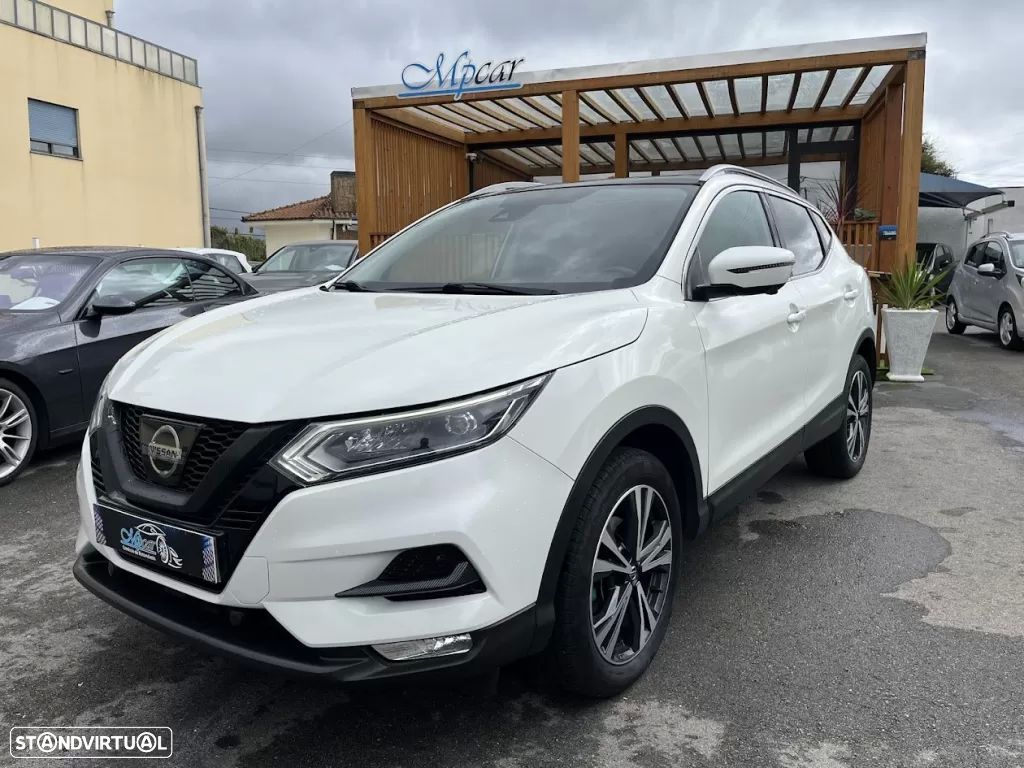 Nissan Qashqai 1.5 dCi N-Connecta 18 - 9