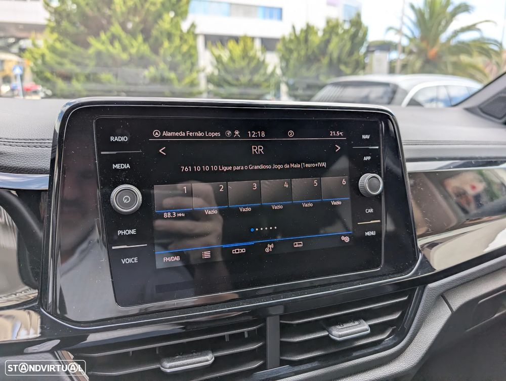 VW T-Roc 2.0 TDI R-Line DSG - 24