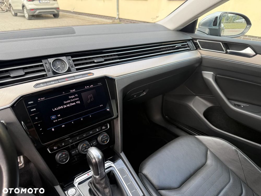 Volkswagen Arteon 2.0 TDI SCR 4Motion DSG Elegance - 23