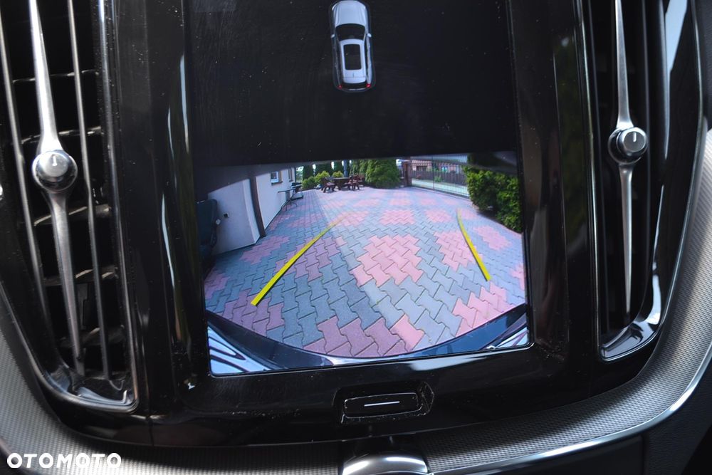 Volvo XC 60 B4 D Plus Bright - 8