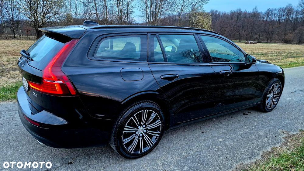 Volvo V60 D4 - 25
