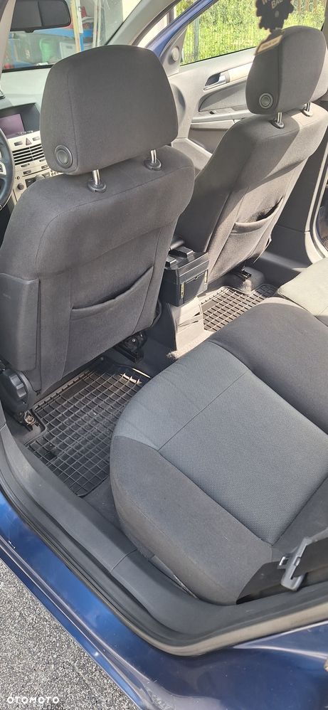 Opel Astra ver-1-9-cdti - 4