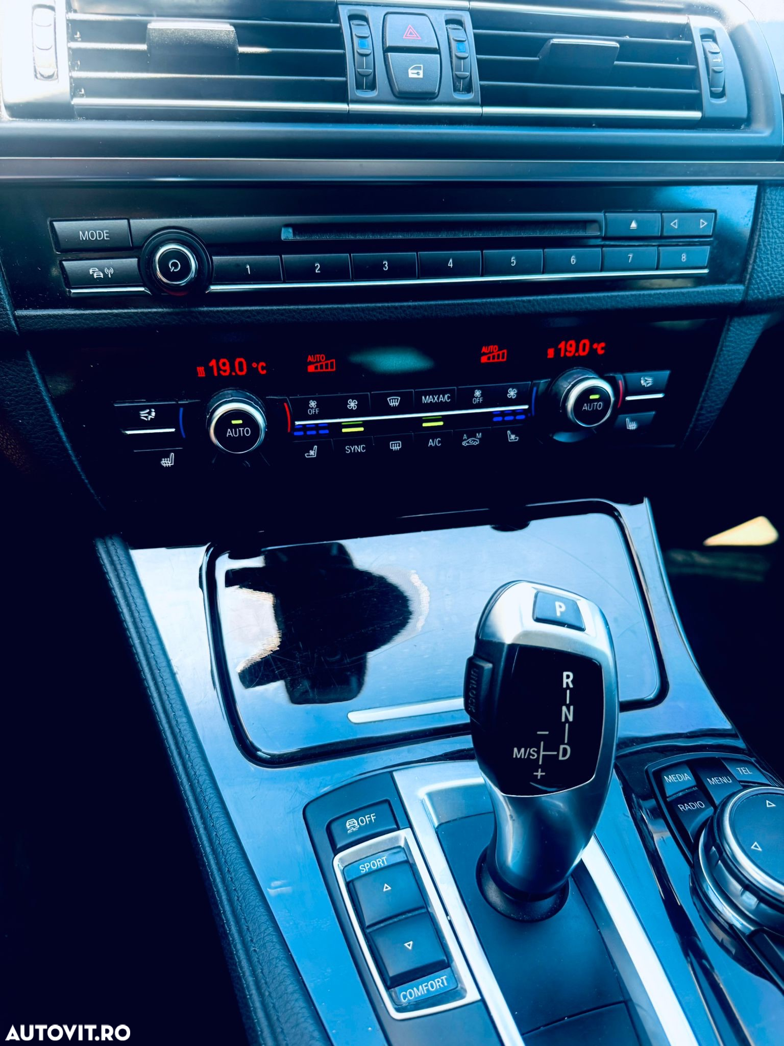 BMW Seria 5 525d xDrive Touring Aut. Luxury Line - 16