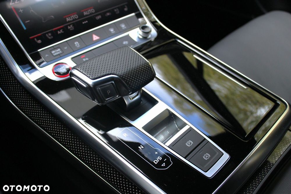 Audi SQ7 2023