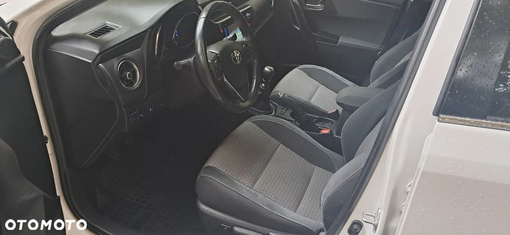 Toyota Auris 1.2 T Comfort - 13