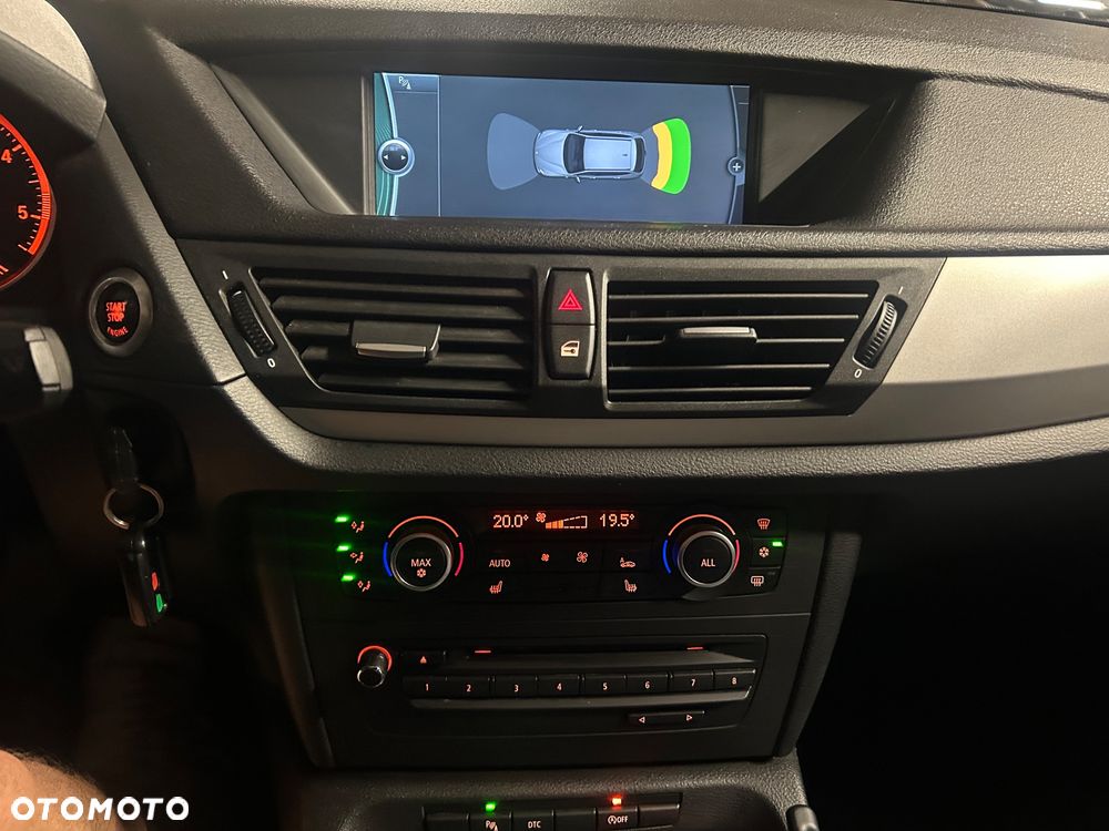 BMW X1 sDrive20d - 24