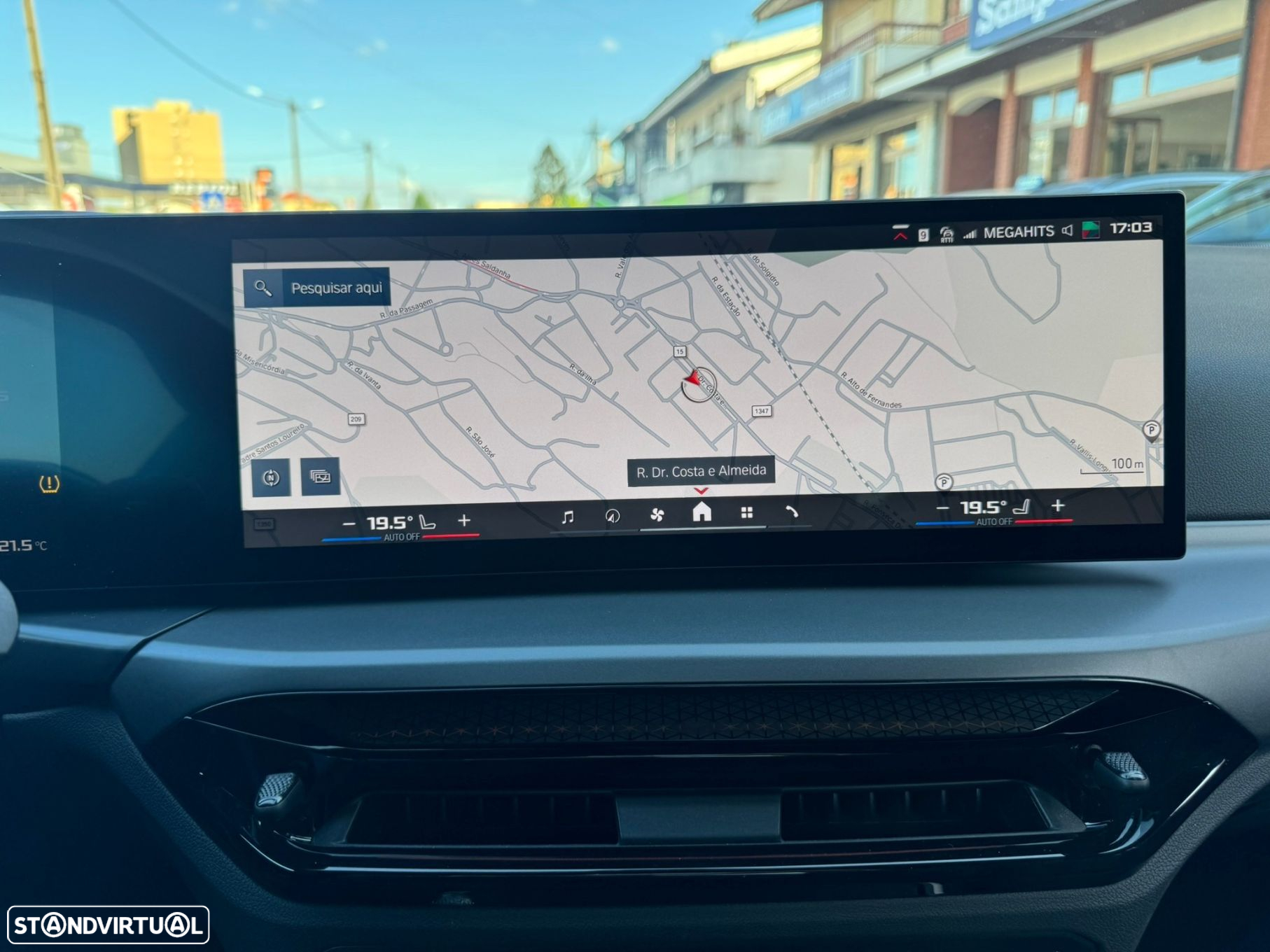 BMW M2 Auto - 23