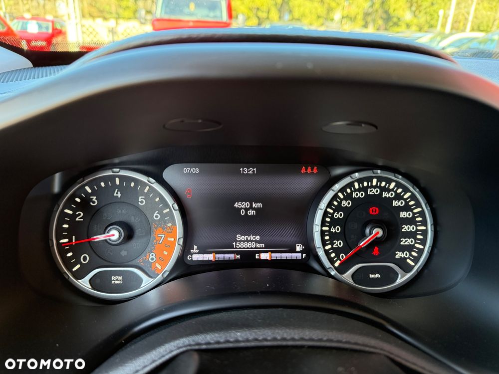 Jeep Renegade 1.4 MultiAir Limited - 10