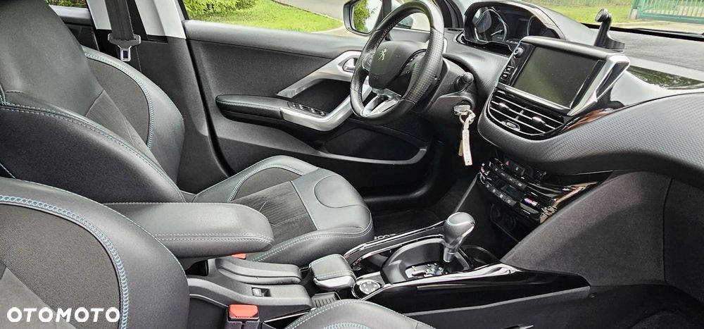 Peugeot 2008 ver-puretech-110-gpf-stop-start-eat6-crossway - 3