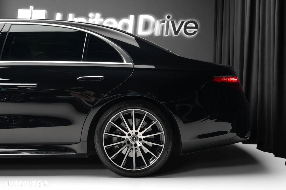 Mercedes-Benz S 500 4MATIC MHEV - 9