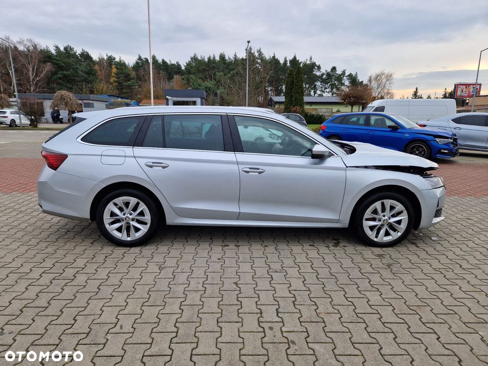 Skoda Octavia 2.0 TDI Selection DSG - 1