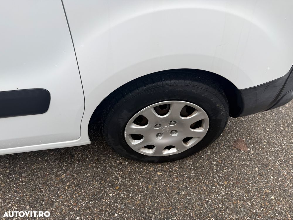 Peugeot Partner Combi 1.6 HDi 75 CP Confort FAP - 11