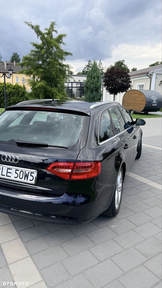 Audi A4 Avant 2012 photo 5