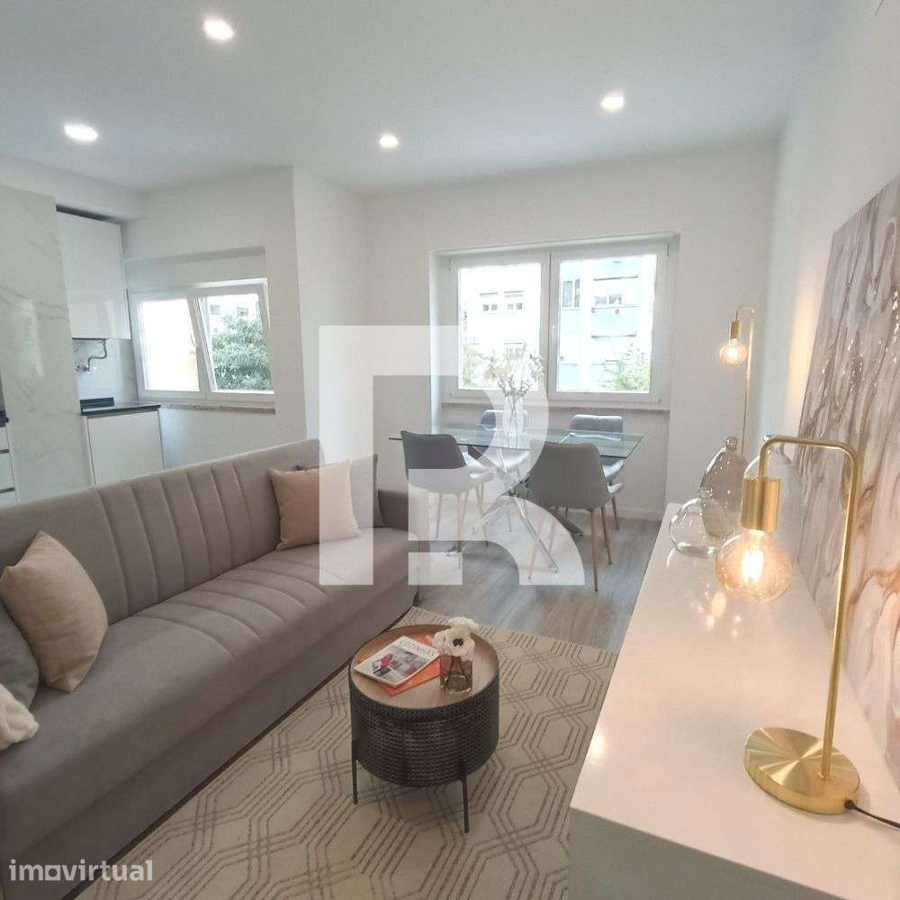 Apartamento T3 remodelado em S. Vicente - Grande imagem: 2/16