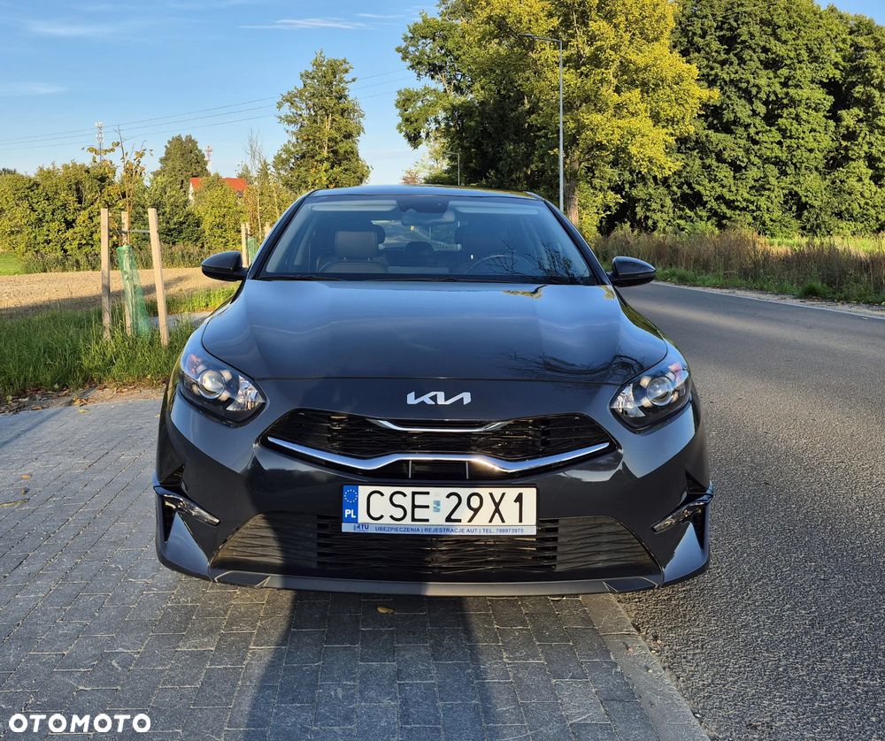 Kia Ceed - 4