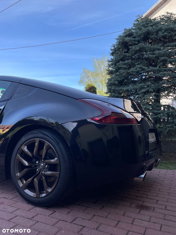 Nissan 370 Z Black Edition - 3