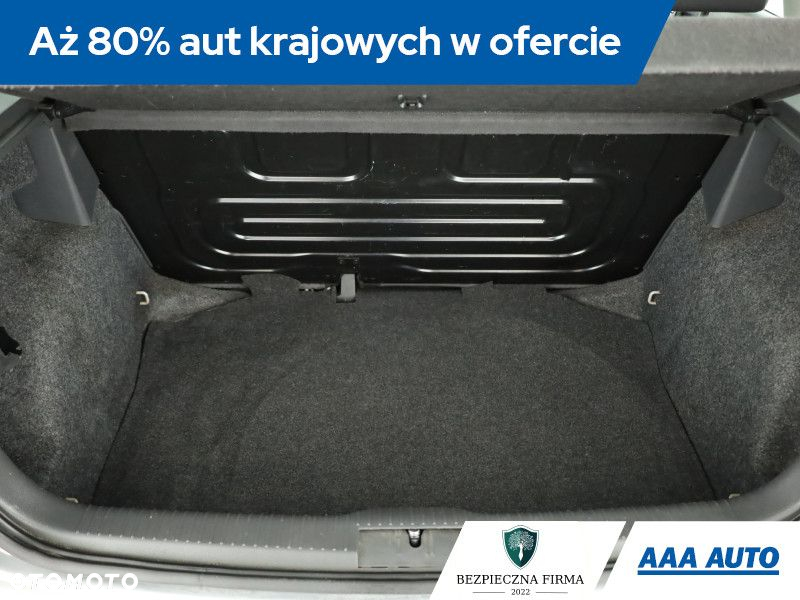 Volkswagen Polo - 10