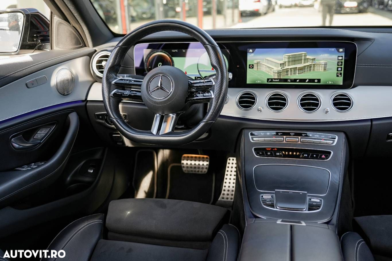 Mercedes-Benz E 300 de T 9G-TRONIC AMG Line - 18
