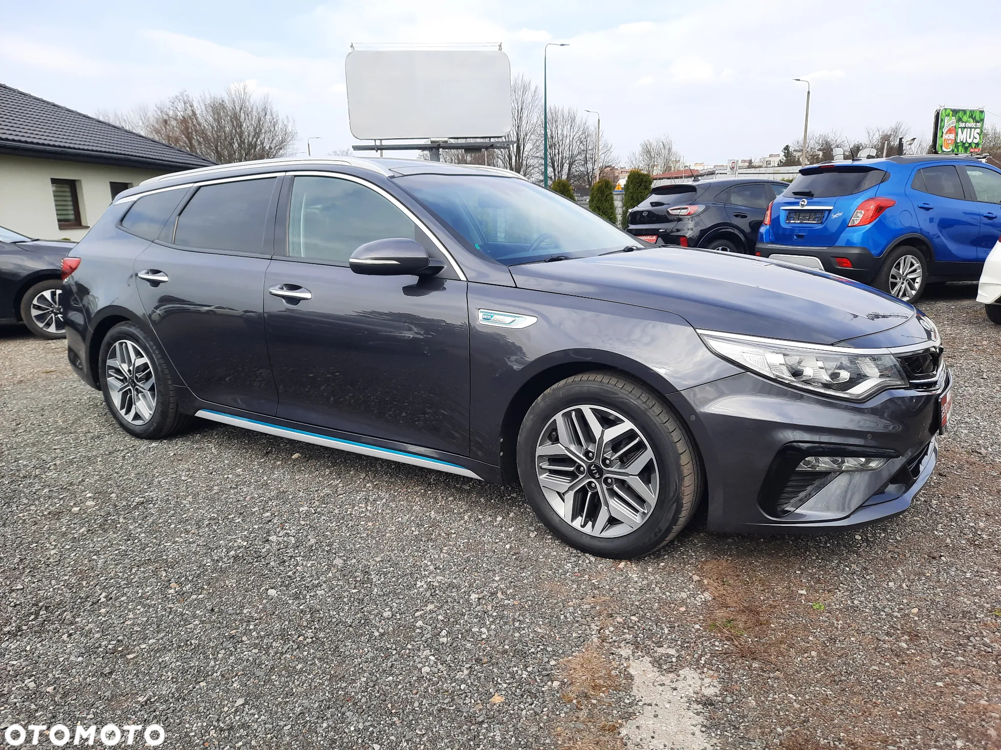 Kia Optima Plug-in Hybrid - 6