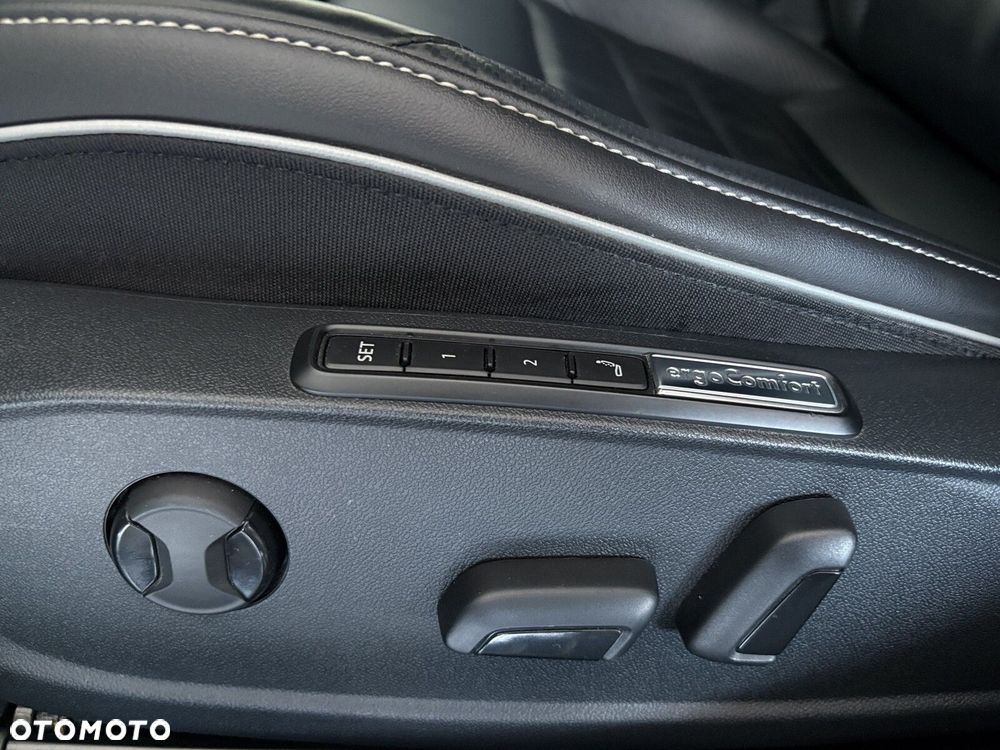 Volkswagen Arteon - 11