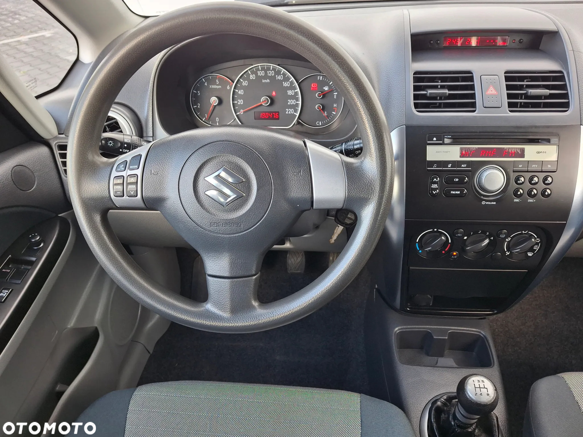 Suzuki SX4 1.6 DDiS Comfort - 28