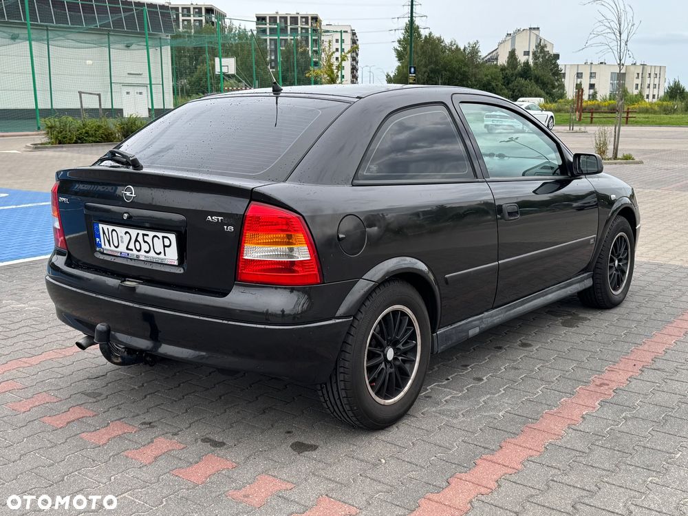 Opel Astra 1.6 - 6