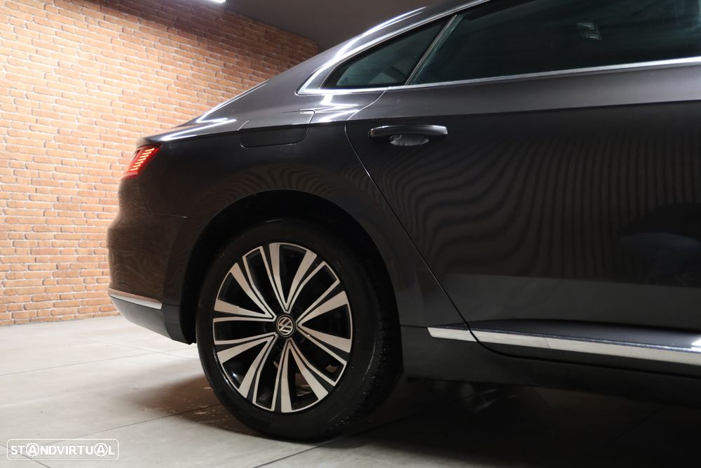 VW Arteon 2.0 TDI Elegance DSG - 32