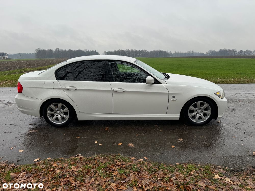 BMW Seria 3 316d Edition M Sport Shadow - 4