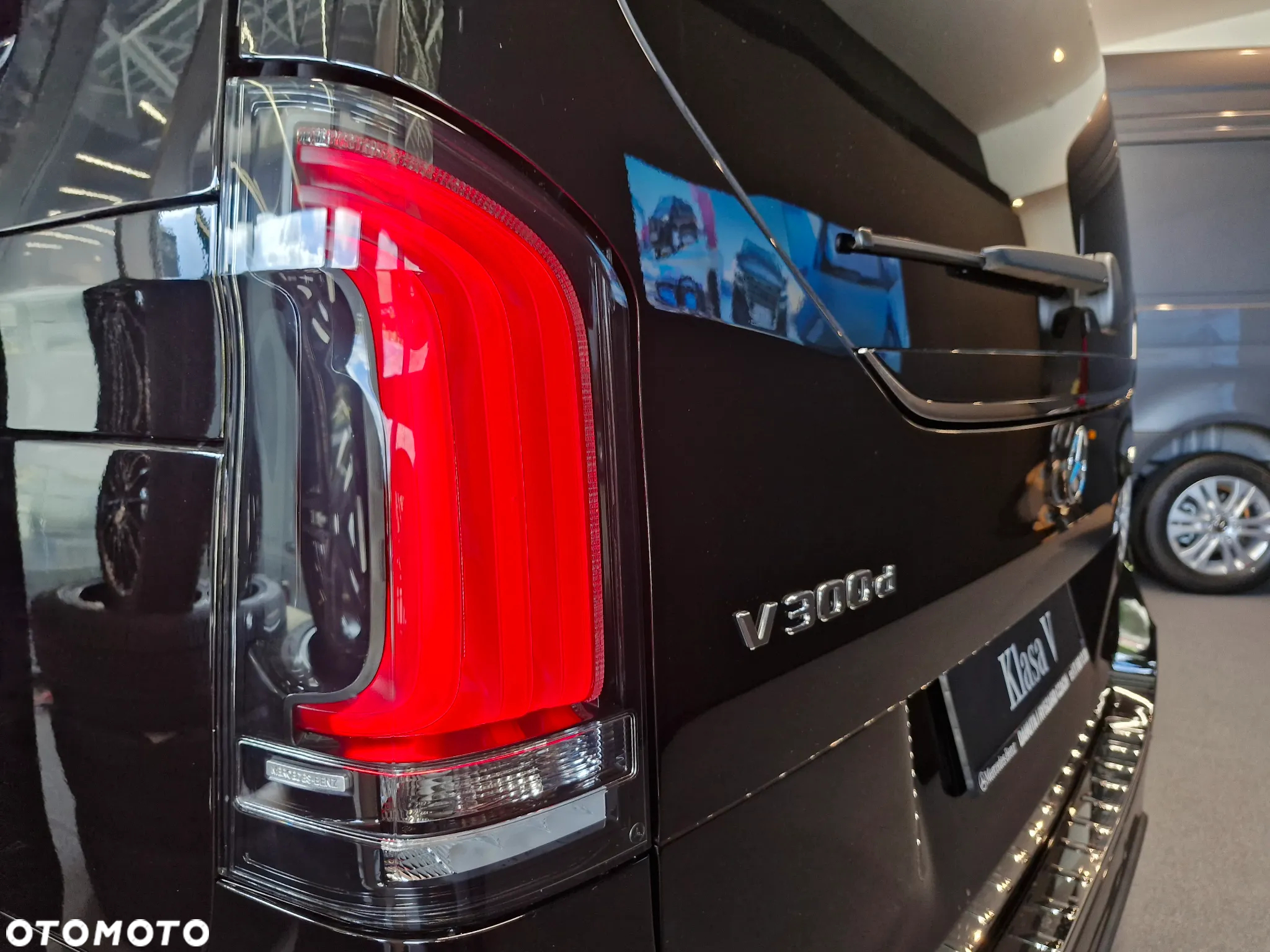 Mercedes-Benz Klasa V 300 d 4-Matic Avantgarde 9G-Tronic (ekstra d³) - 27
