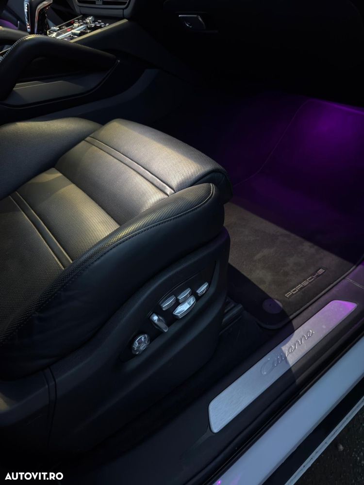 Porsche Cayenne E-Hybrid Tiptronic S - 12