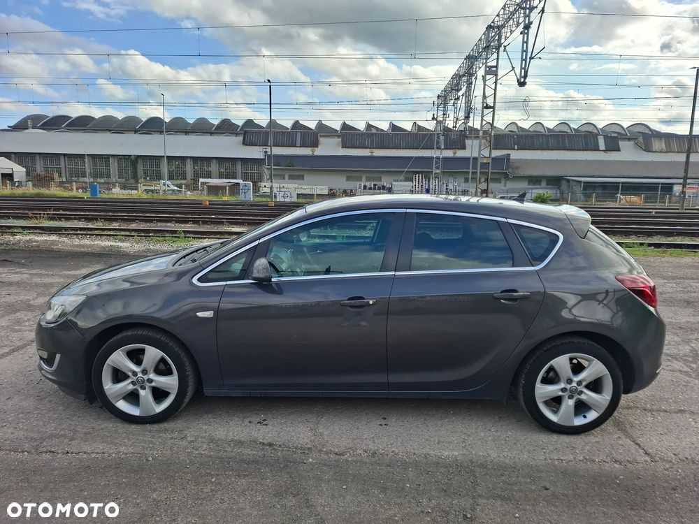 Opel Astra 1.4 Turbo ecoFLEX Start/Stop Exklusiv - 4