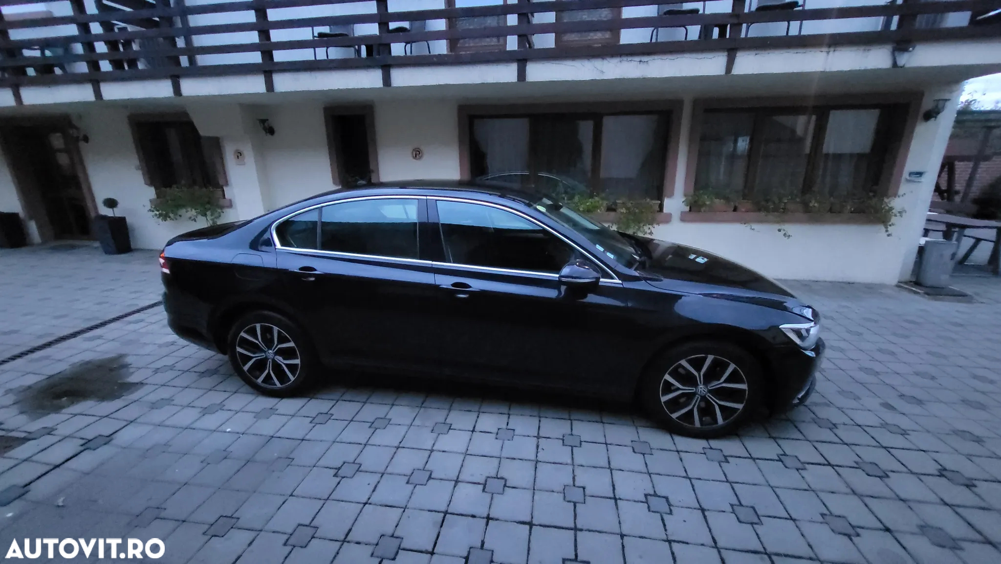 Volkswagen Passat - 36