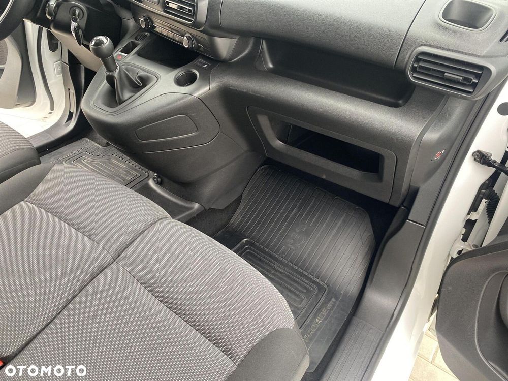 Toyota proace-city FURGON - 11