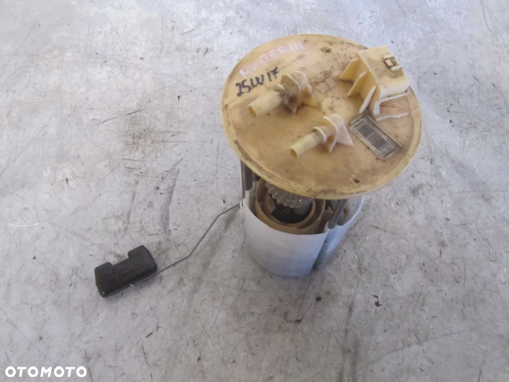 Renault Master III 2.3 DCI pompa paliwa w zbiornik - 1