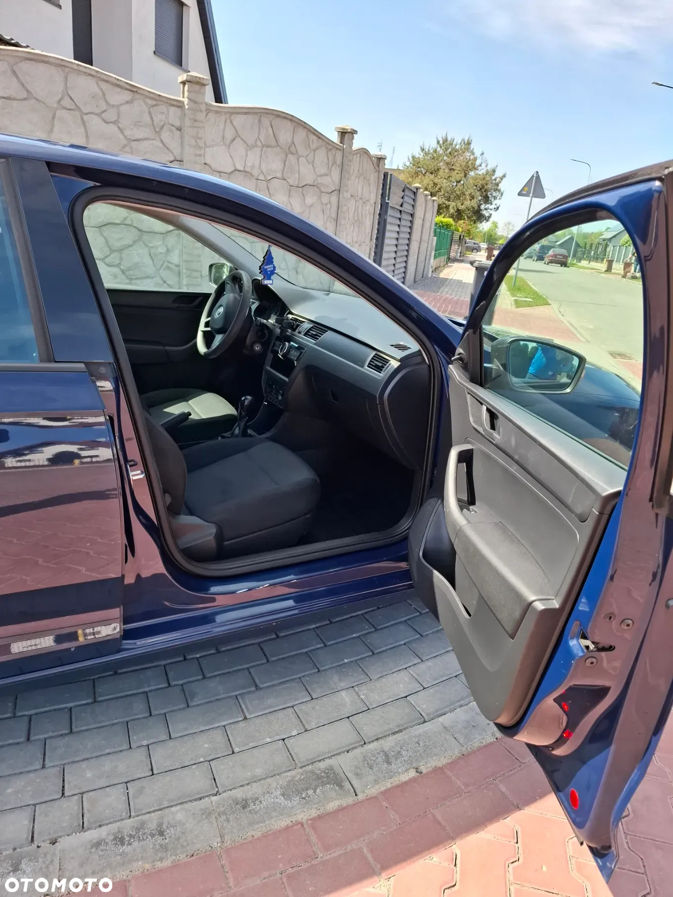 Skoda RAPID 1.2 TSI Active - 8