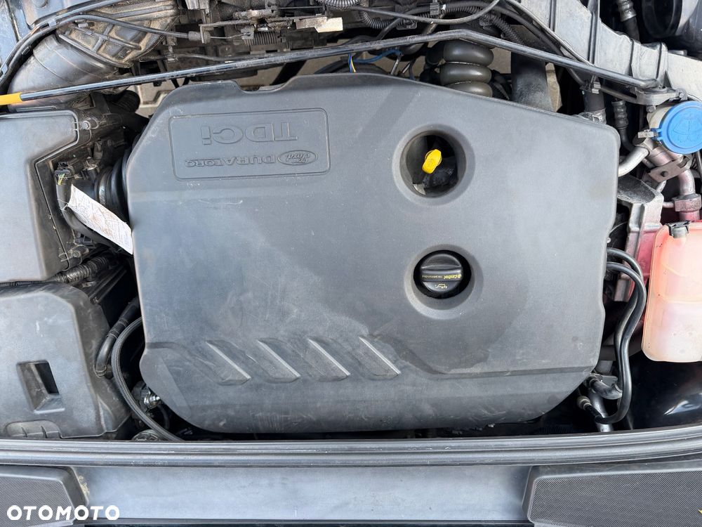 Ford Focus 1.6 TDCi DPF Champions Edition - 39