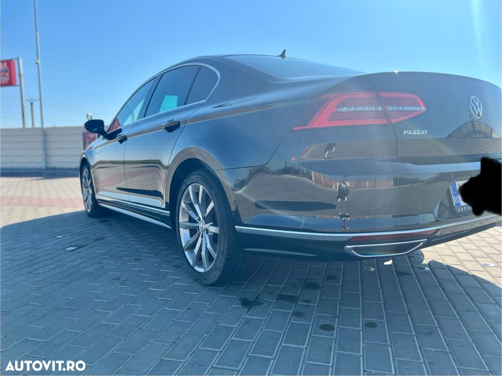Volkswagen Passat 2.0 TDI DSG R Executive - 11