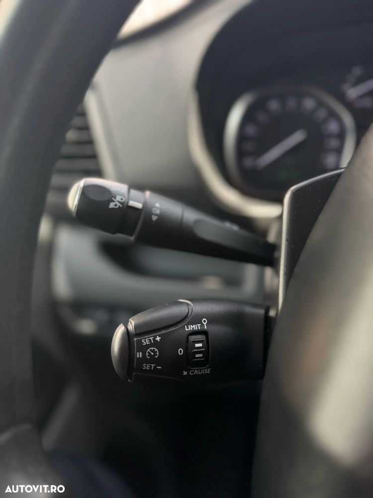 Peugeot Expert Combi L2H1 1.6 BlueHDI 115 S&S - 28