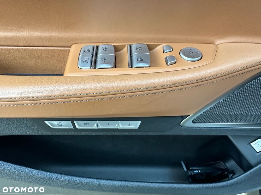 BMW Seria 7 - 19