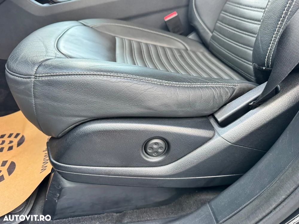 Mercedes-Benz GLE 350 d 4MATIC - 29