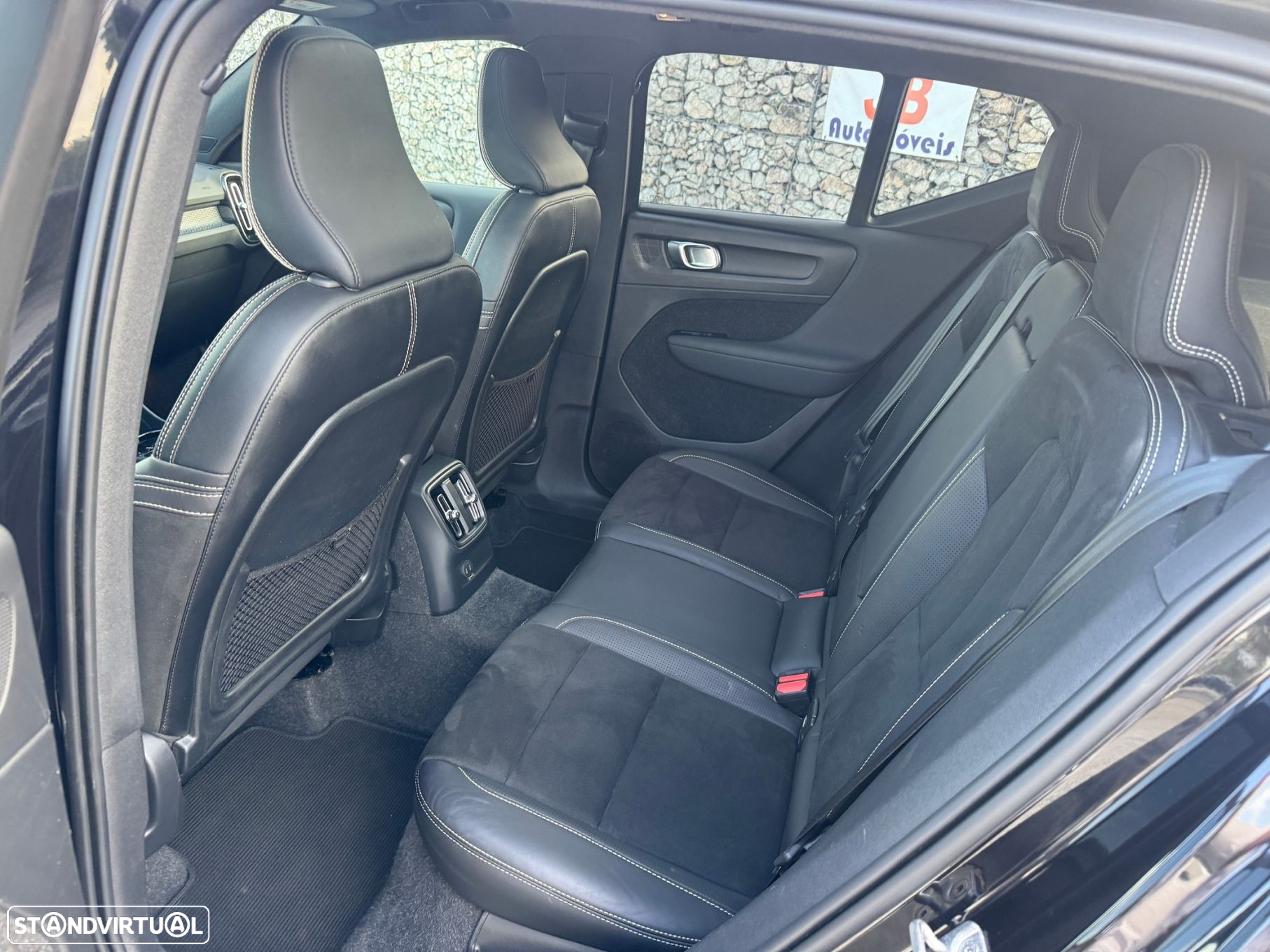 Volvo XC 40 1.5 T5 PHEV R-Design - 13