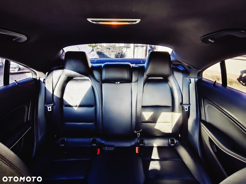 Mercedes-Benz CLA 250 7G-DCT Edition 1 - 11