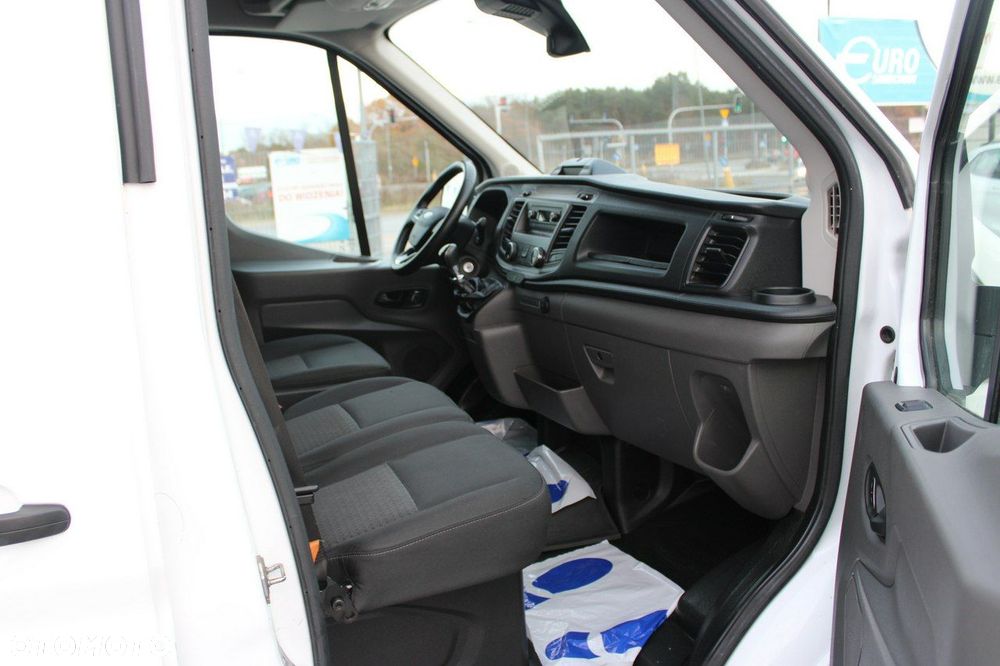 Ford Transit - 13